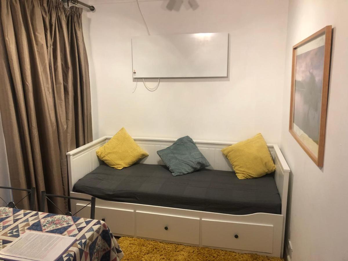 Central Lisburn Duplex Apartment Siren Stays Екстер'єр фото