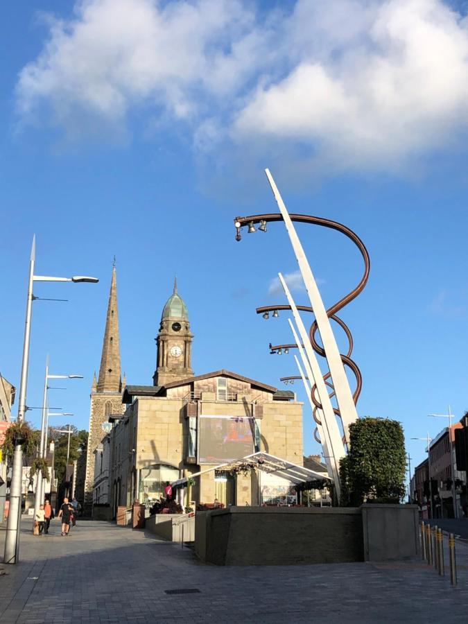 Central Lisburn Duplex Apartment Siren Stays Екстер'єр фото